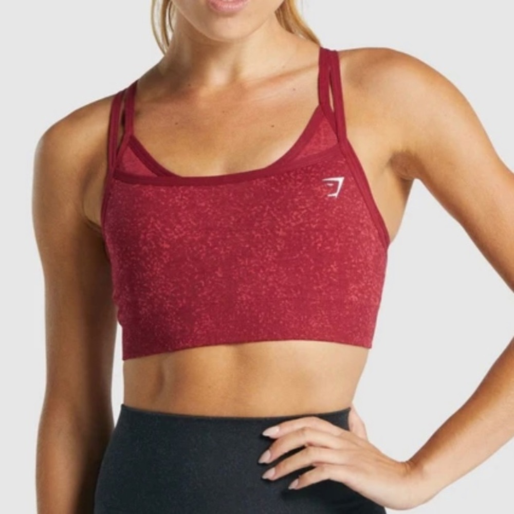Adapt Seamless Sports Bra in Burgundy Gymshark